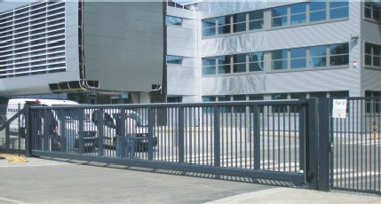 Stahl-Schiebetor Professional Bild 3 Stahl-Schiebetor Professional Bild 3